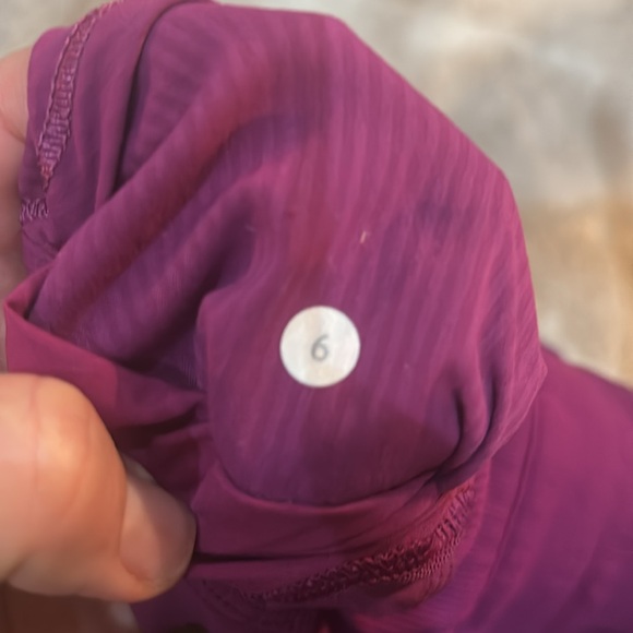 Lululemon Capri studio pants - Picture 4 of 5